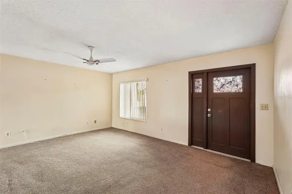 1329 NEW BEDFORD DR, Sun City Center, FL 33573