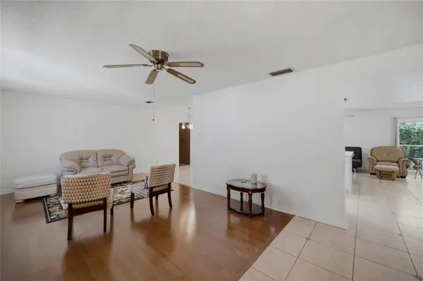 13510 CAPITOL DR, Tampa, FL 33613