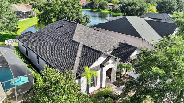 7136 DERWENT GLEN CIR, Land O Lakes, FL 34637