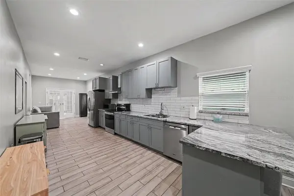 2341 W CHESTNUT ST, Tampa, FL 33607