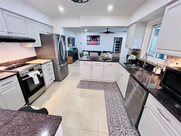 13607 101ST TER, Seminole, FL 33776