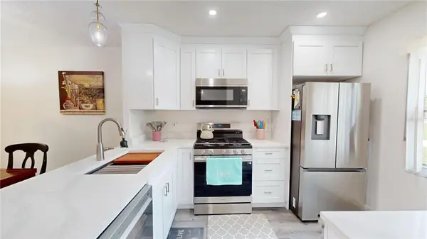 1418 ARROWHEAD CIR W #20D, Clearwater, FL 33759