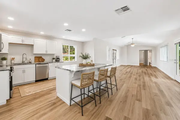 7745 WESTMORELAND DR, Sarasota, FL 34243