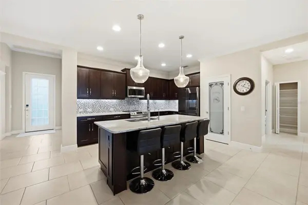 11432 DRIFTING LEAF DR, Riverview, FL 33579