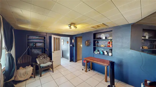 5651 6TH ST, Zephyrhills, FL 33542