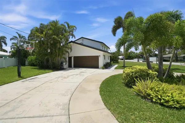 5101 DOVER ST NE, St Petersburg, FL 33703