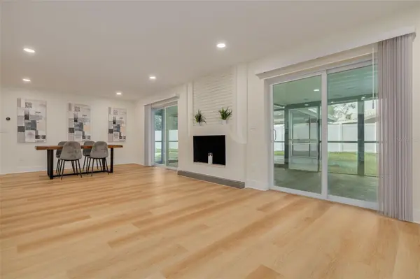 2065 ENVOY CT, Clearwater, FL 33764