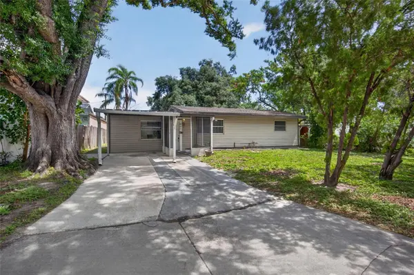 3615 W ROGERS AVE, Tampa, FL 33611
