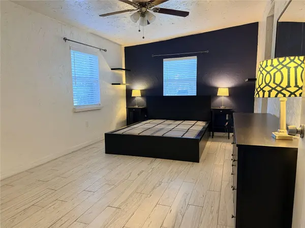 1707 W COMANCHE AVE, Tampa, FL 33603