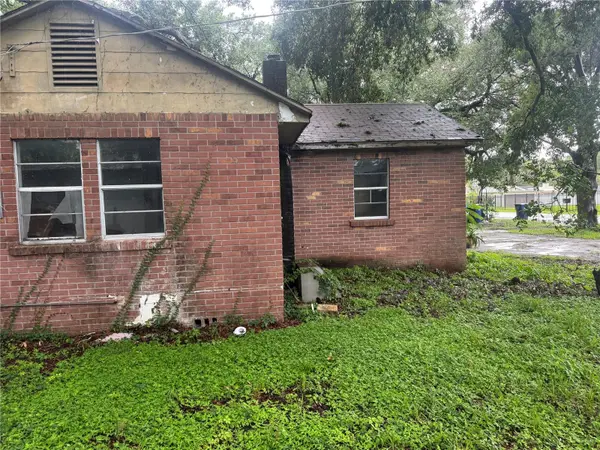 2510 W HENRY AVE, Tampa, FL 33614