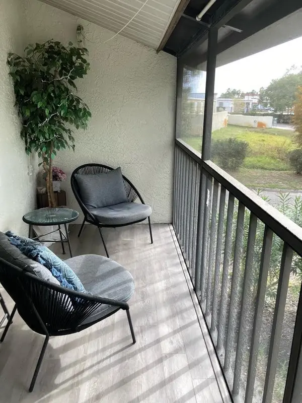 2377 LAKE HEATHER HEIGHTS CT #2377, Dunedin, FL 34698