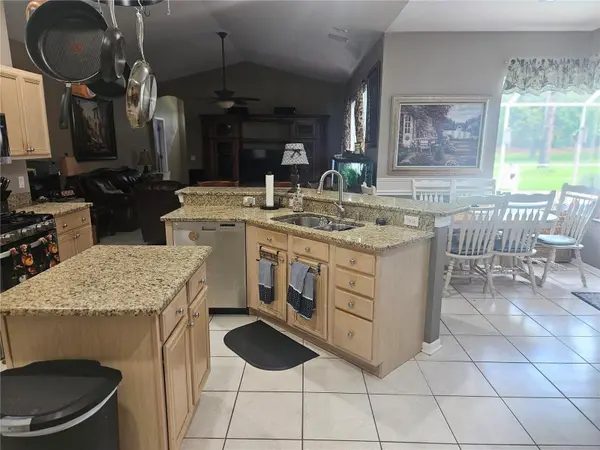 14510 CORKWOOD DR, Tampa, FL 33626