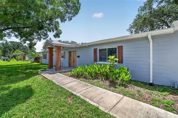 120 81ST AVE NE, St Petersburg, FL 33702