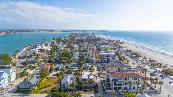 108 14TH AVE #2, St Pete Beach, FL 33706