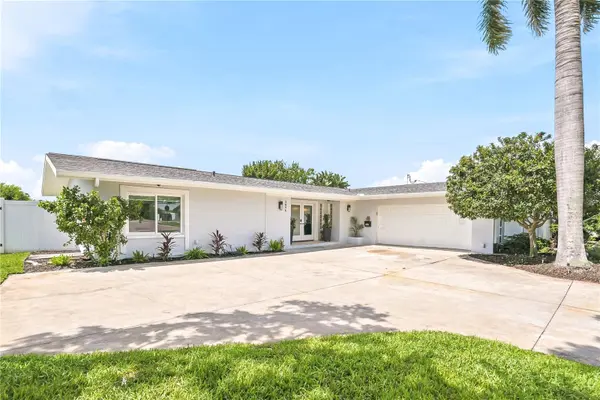 3896 42ND AVE S, St Petersburg, FL 33711