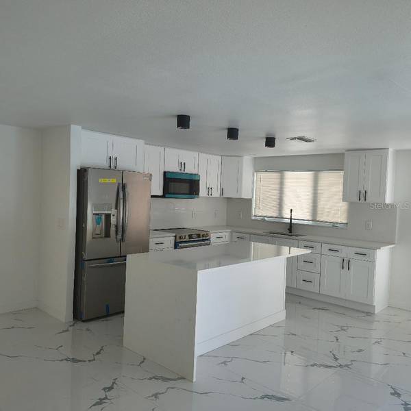 7019 FOUNTAIN AVE, Tampa, FL 33634