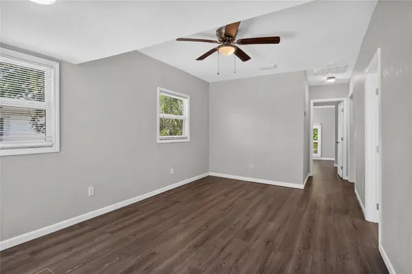 411 12TH AVE E, Bradenton, FL 34208