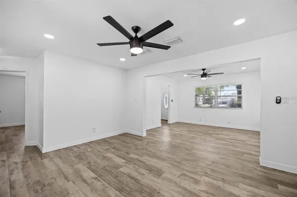 4427 W OKLAHOMA AVE, Tampa, FL 33616
