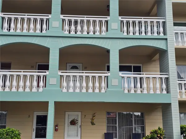 2331 FINLANDIA LN #37, Clearwater, FL 33763