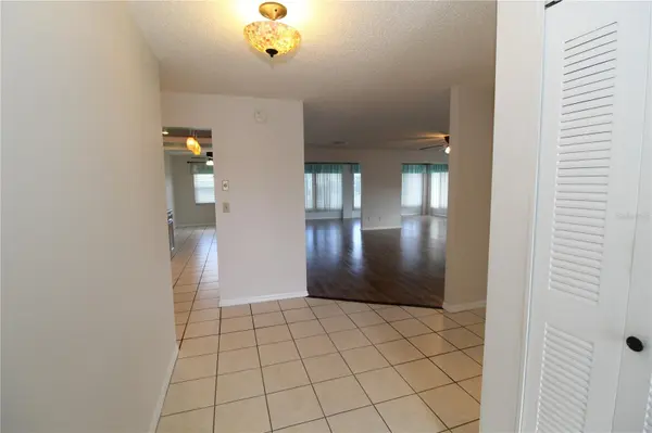 309 BRYCE CT, Sun City Center, FL 33573