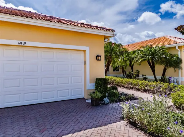 4919 MARBLE SPRINGS CIR, Wimauma, FL 33598