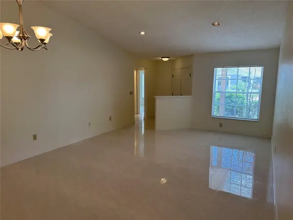 5915 TAYWOOD DR, Tampa, FL 33624