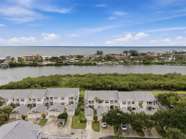 11541 SHIPWATCH DR #1011, Largo, FL 33774