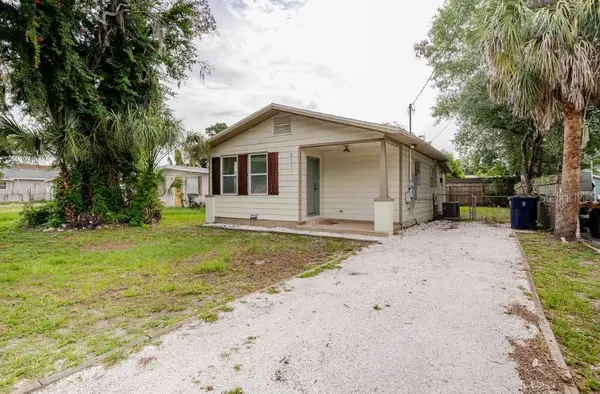 8311 N NEWPORT AVE, Tampa, FL 33604