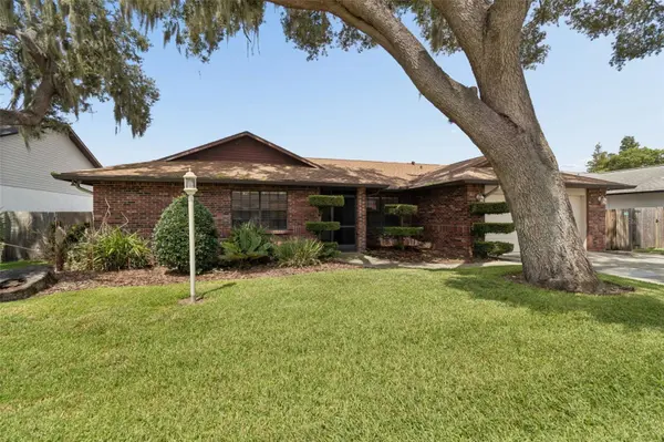 653 TIMBER POND DR, Brandon, FL 33510