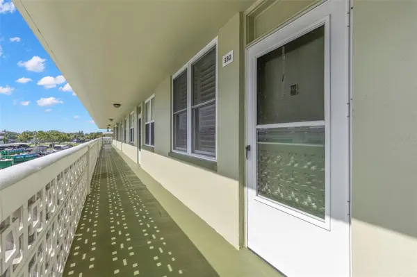 4890 BAY ST NE #330, St Petersburg, FL 33703