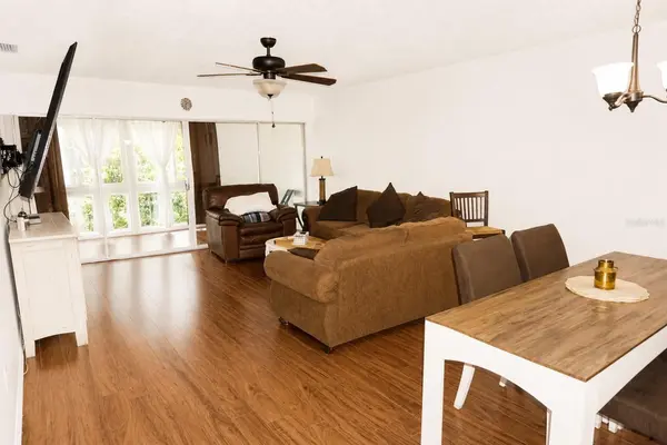 19029 US HIGHWAY 19 N #2-22, Clearwater, FL 33764