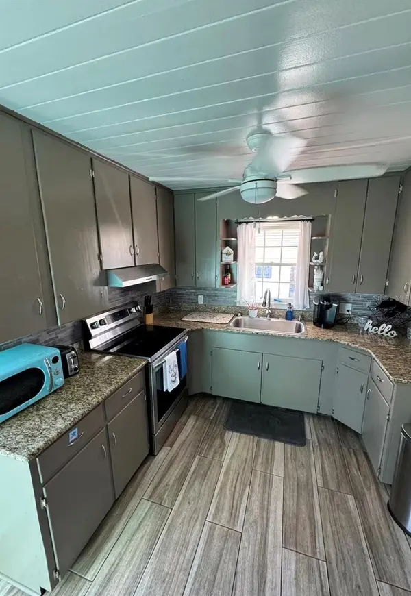 1564 S MICHIGAN AVE, Clearwater, FL 33756