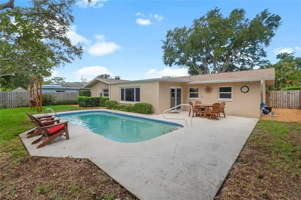 1707 RIDGEWAY DR, Clearwater, FL 33755