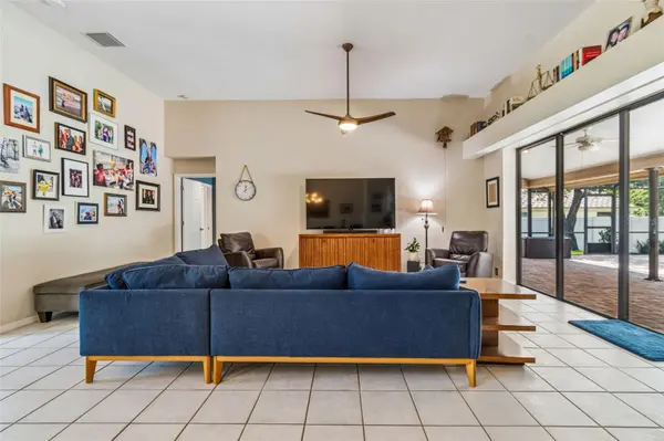 2937 HILLCREEK CIR S, Clearwater, FL 33759