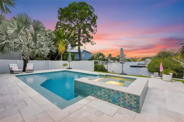 223 PINECREST DR, Palm Harbor, FL 34683