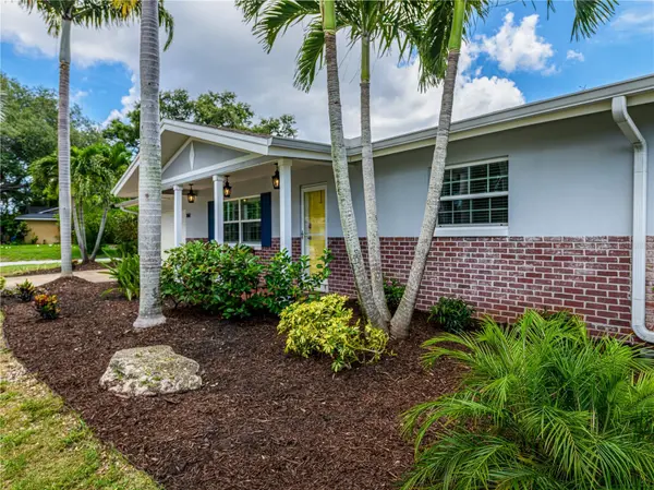 1661 ALGONQUIN DR, Clearwater, FL 33755