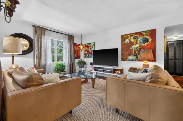 4819 8TH AVE N #201, St Petersburg, FL 33713