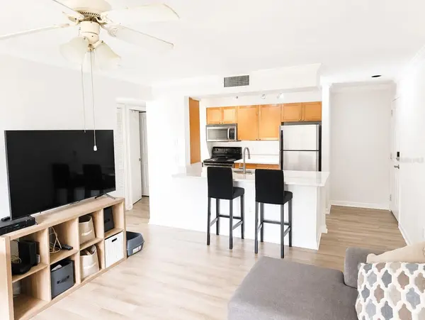 2500 WINDING CREEK BLVD #E208, Clearwater, FL 33761