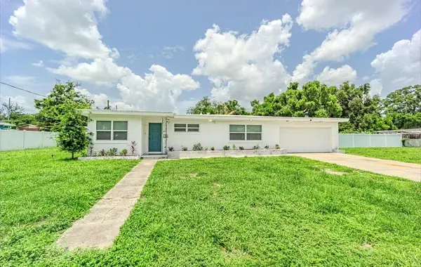8706 RUTH PL, Tampa, FL 33604