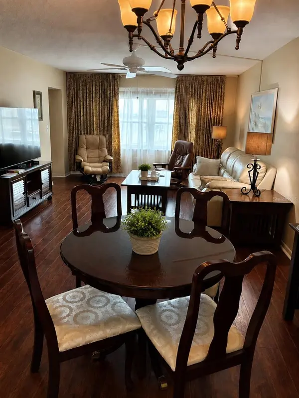 4575 COVE CIR #506, St Petersburg, FL 33708