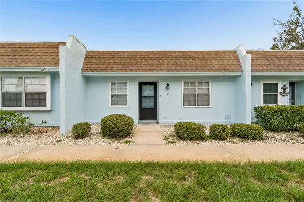 11110 CARRIAGE HILL DR #5, Port Richey, FL 34668