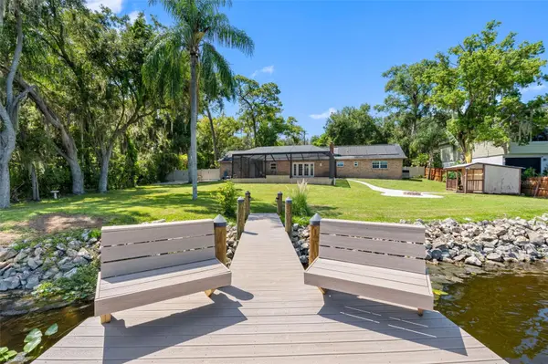 4221 RIVER HILLS DR, Tampa, FL 33617