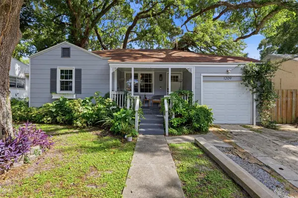 1209 E CRENSHAW ST, Tampa, FL 33604