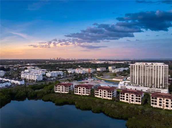 5713 BOWEN DANIEL DR #402, Tampa, FL 33616