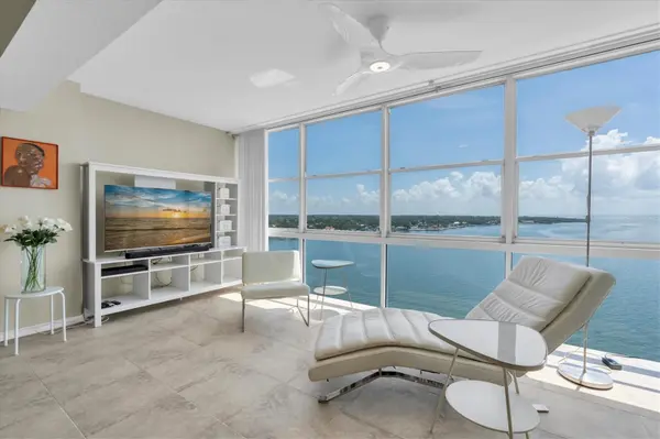 7200 SUNSHINE SKYWAY LN S #15H, St Petersburg, FL 33711