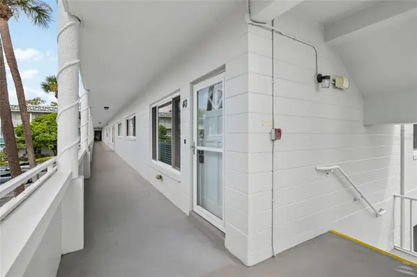 2380 WORLD PARKWAY BLVD #40, Clearwater, FL 33763