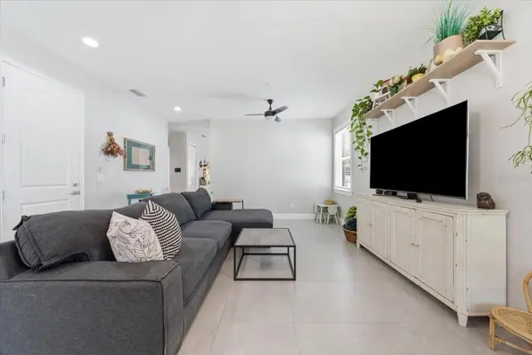 1808 W CLUSTER AVE, Tampa, FL 33604