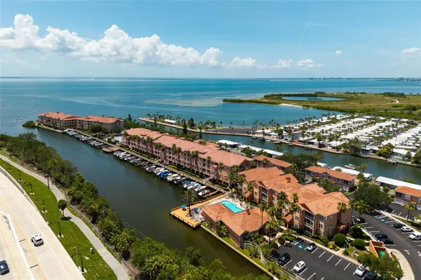 5000 CULBREATH KEY WAY #4-105, Tampa, FL 33611