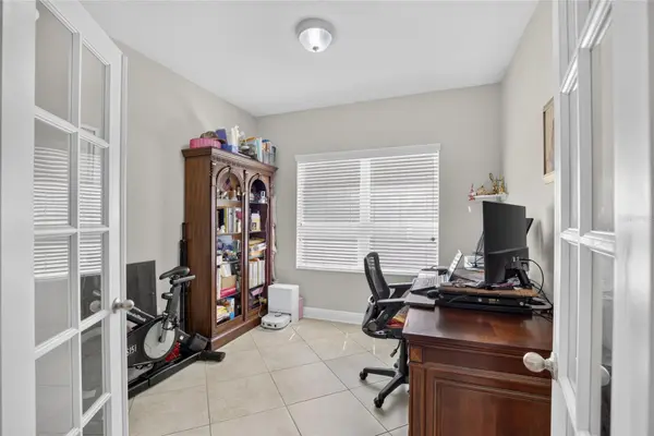 16220 BAYBERRY VIEW DR, Lithia, FL 33547