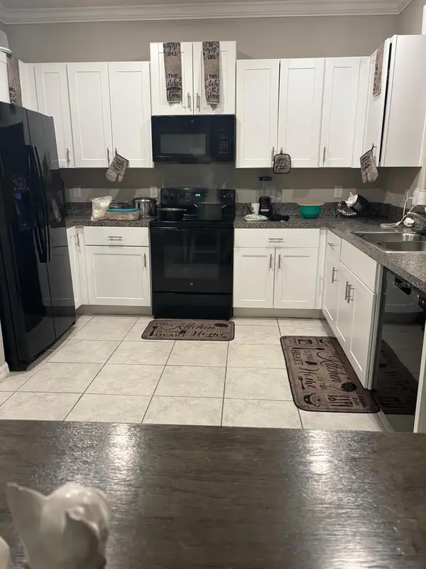 11813 DUMAINE VALLEY RD, Riverview, FL 33579